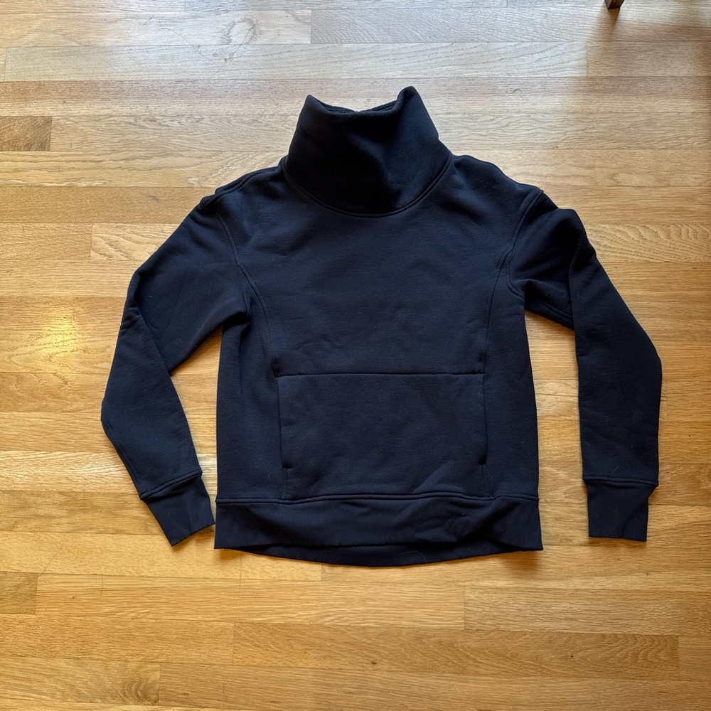 Women’s Black Funnel neck Polar Fleece sweatshirt